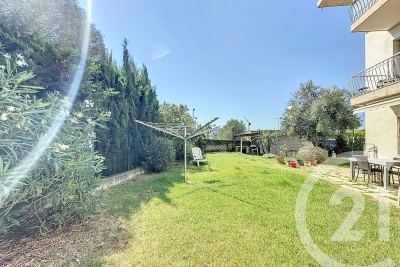 Appartement &agrave; vendre &agrave; ANTIBES Les Groules-Les Breguieres - 3 pi&egrave;ces - 89 m&sup2; 