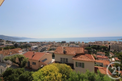 Maison à vendre à ROQUEBRUNE-CAP-MARTIN Peillon - 5 pièces - 149 m² 