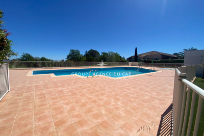 House for sale in ROQUEBRUNE-SUR-ARGENS  - 3 rooms - 49 m² 