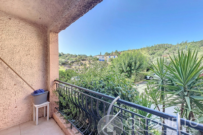 Appartement à vendre à ROQUEBRUNE-SUR-ARGENS  - 3 pièces - 59 m² 