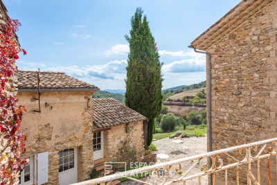 Maison à vendre à NYONS  - 20 pièces - 450 m² 