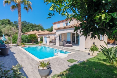 Maison à vendre à FRÉJUS  - 4 pièces - 130 m² 