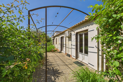 Maison à vendre à VALRÉAS Crestet - 5 pièces - 121 m² 