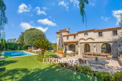 House for sale in MOUGINS  - 8 rooms - 310 m² 