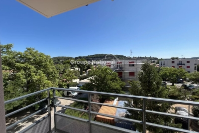 Appartement à louer à ST-CHAMAS Mazarin - 3 pièces - 64 m² 