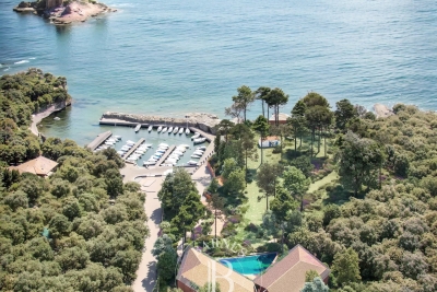 Maison à vendre à ST-RAPHAËL Peyron-Saint Sebastien - 20 pièces - 1200 m² 