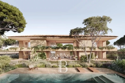 Apartment for sale in ST-TROPEZ  - 5 rooms - 171 m² 