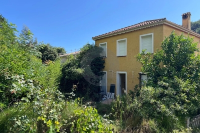 Bien à vendre à MENTON Garnier-Gare de Provence - 6 pièces - 200 m² 