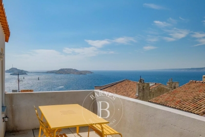 Maison à vendre à MARSEILLE 7EME  - 5 pièces - 182 m² 