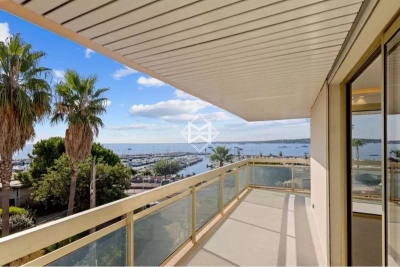 Appartement à vendre à CANNES Mont Gros - 2 pièces - 41 m² 