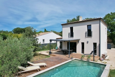 Maison à vendre belle vue piscine gard 
