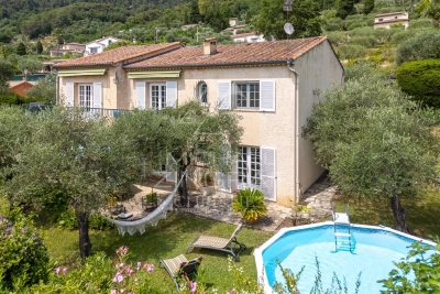 Maison à vendre à PEYMEINADE Cap Martin - 9 pièces - 205 m² 