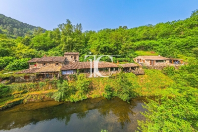 House for sale in RIBES  - 13 rooms - 324 m² 