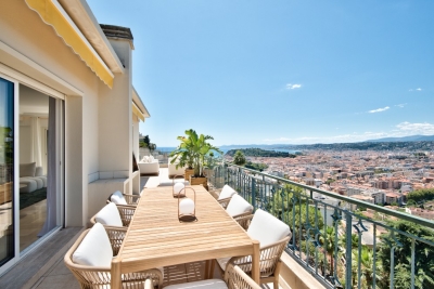 Apartment for sale in NICE Cimiez - 5 rooms - 167 m&sup2; 