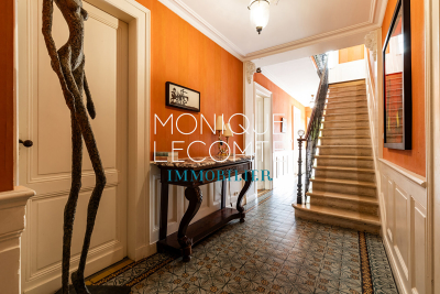 House for sale in BORDEAUX  - 6 rooms - 172 m² 