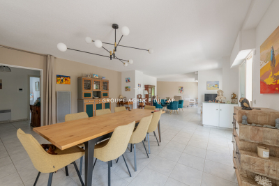 Appartement &agrave; vendre &agrave; ST-RAPHAËL  - 4 pi&egrave;ces - 156 m&sup2; 