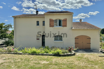 Maison à vendre à ST-CHRISTOL-LES-ALES Caissargues - 6 pièces - 190 m² 