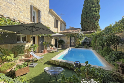 Maison à vendre à MARGUERITTES  - 7 pièces - 220 m² 