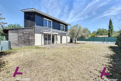 Maison à vendre à VILLENAVE-D'ORNON  - 6 pièces - 118 m² 