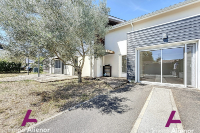 Maison &agrave; vendre &agrave; VILLENAVE-D'ORNON  - 6 pi&egrave;ces - 118 m&sup2; 