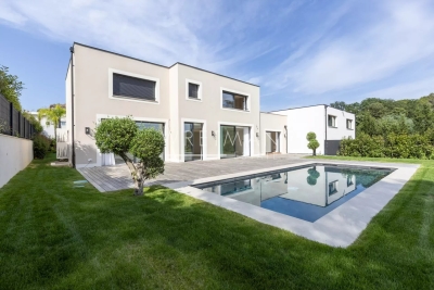 Maison &agrave; vendre &agrave; VALBONNE Riquier-Arson - 5 pi&egrave;ces - 280 m&sup2; 