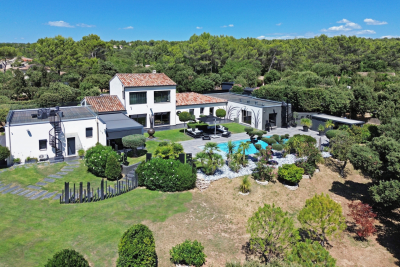 House for sale in BEAUMETTES  - 12 rooms - 380 m² 