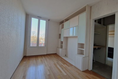 Appartement à vendre à ISSY LES MOULINEAUX Villiers-Cerdan - 2 pièces - 25 m² 