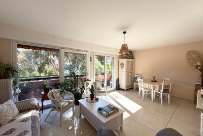 Appartement &agrave; vendre d agnes sur mer 