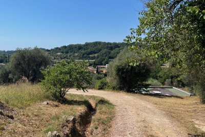 Building plot for sale in CHATEAUNEUF-GRASSE Carabacel  - 2000 m² 