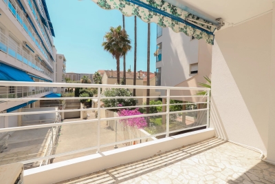 Appartement à vendre à CANNES Puget-Théniers - 3 pièces - 81 m² 