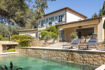 Maison &agrave; vendre &agrave; MOUGINS   - 194 m&sup2; 