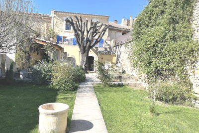 Maison &agrave; vendre &agrave; ST MAURICE SUR EYGUES  - 6 pi&egrave;ces - 196 m&sup2; 