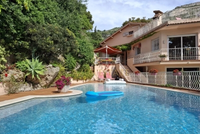 Maison à louer à CAP-D'AIL Tenao Inferieur - 5 pièces - 193 m² 