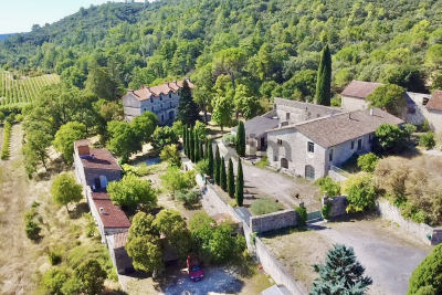 Maison à vendre à QUISSAC Est - 40 pièces - 3000 m² 
