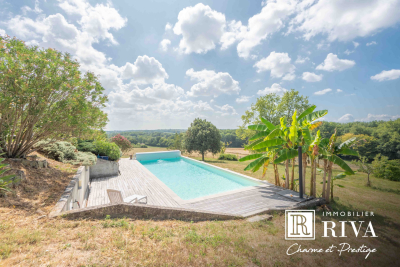 Maison à vendre à POMPIGNAC  - 6 pièces - 214 m² 