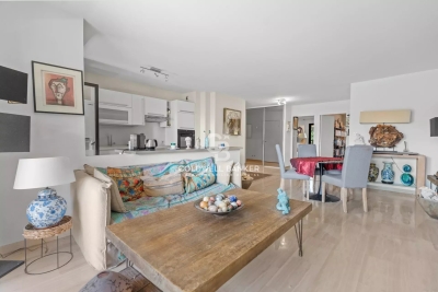 Appartement à vendre commerce centre nord 1 