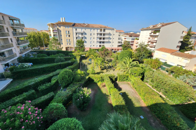 Appartement à vendre à ST-RAPHAËL Évenos - 2 pièces - 43 m² 