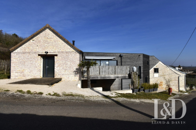 Maison à vendre à NUITS ST GEORGES  - 8 pièces - 263 m² 
