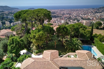 Maison à vendre plain pied et vue mer alpes maritimes 