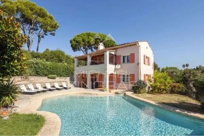 Maison &agrave; vendre &agrave; ANTIBES  - 10 pi&egrave;ces - 352 m&sup2; 