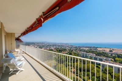Appartement à vendre centre antibes antibes 