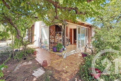 Maison à vendre à ARLES Charite Republique - 4 pièces - 100 m² 