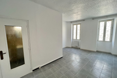 Appartement à vendre à MARSEILLE 15EME La Roque-d'Anthéron - 1 pièces - 27 m² 