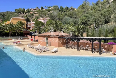 Appartement &agrave; vendre &agrave; THÉOULE-SUR-MER  - 2 pi&egrave;ces - 49 m&sup2; 