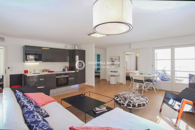 Apartment for sale in ST-TROPEZ  - 3 rooms - 61 m² 