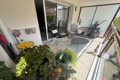 Appartement à vendre piscine jardin vue mer climatisation 