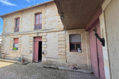 Maison &agrave; vendre &agrave; Cadillac-sur-Garonne  - 6 pi&egrave;ces 165 m&sup2; 