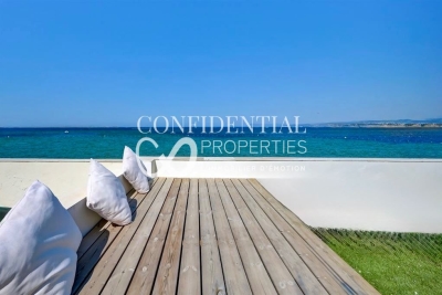 Maison &agrave; vendre &agrave; LE BRUSC  - 6 pi&egrave;ces - 230 m&sup2; 
