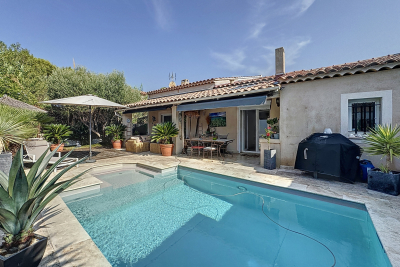 Maison à vendre à SIX-FOURS-LES-PLAGES  - 5 pièces - 138 m² 