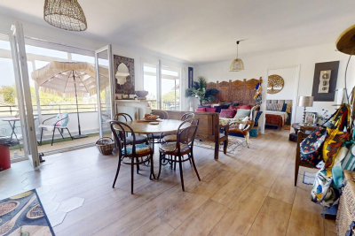 Appartement à vendre à SIX-FOURS-LES-PLAGES Le Jonquet - 3 pièces - 79 m² 